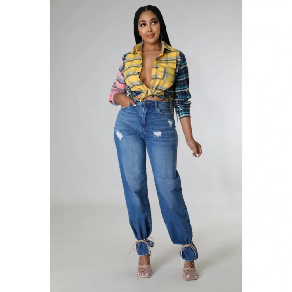 Multi Plaid Long Sleeve Button Down Shirt - Picture 4 of 5
